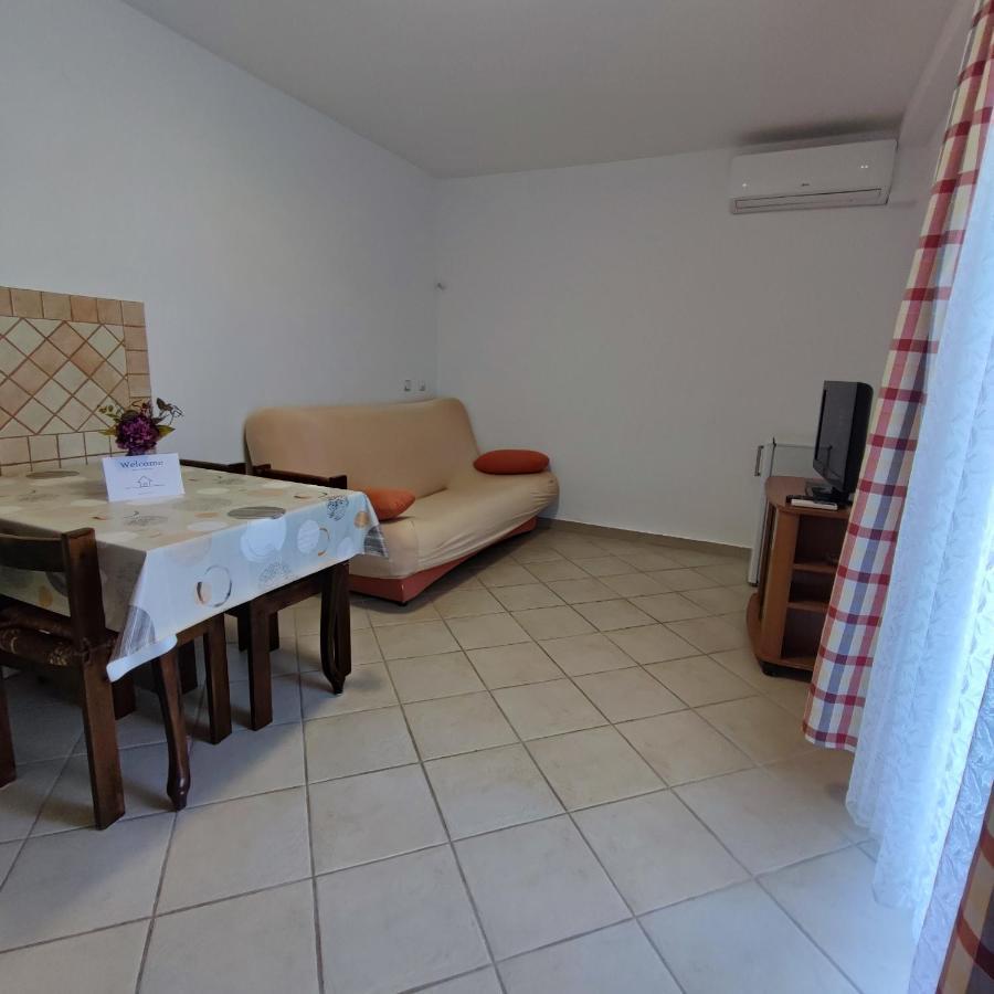 Apartmani Olivera 2 Supetarska Draga Exteriör bild