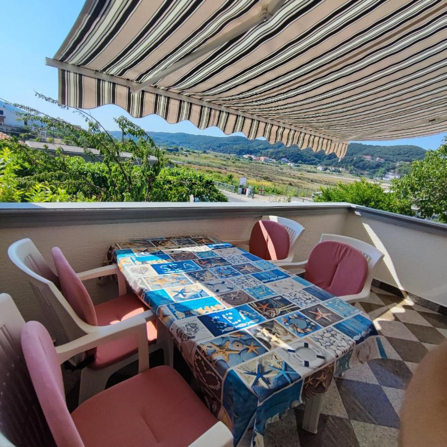 Apartmani Olivera 2 Supetarska Draga Exteriör bild